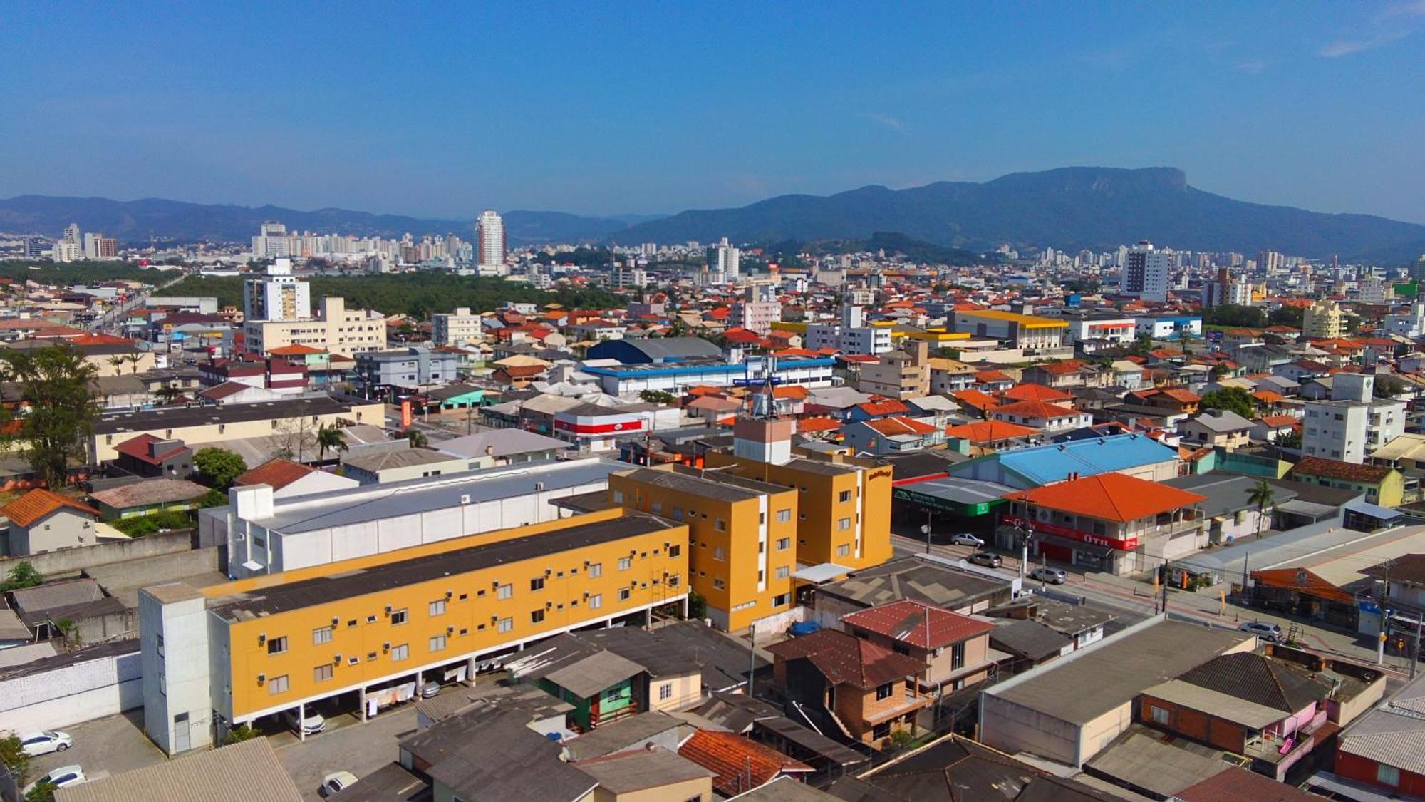 Hotel Pontal Palhoça Buitenkant foto